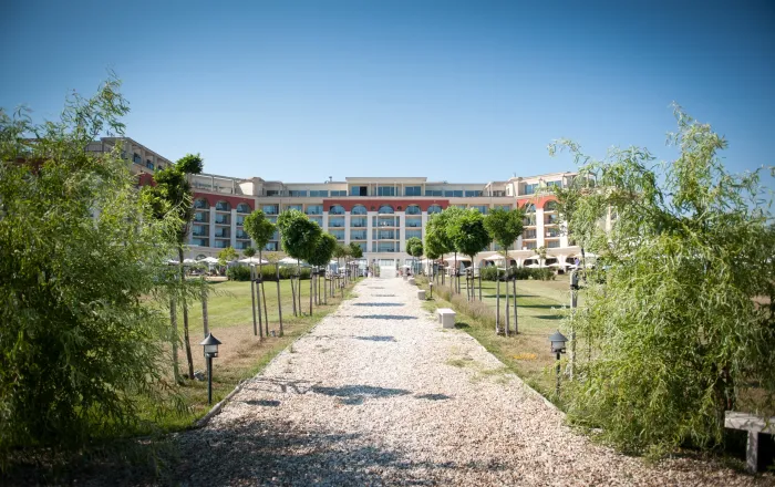 Изработка на сайт за хотел Lighthouse Golf & Spa Hotel — реален проект на PromoSite.bg